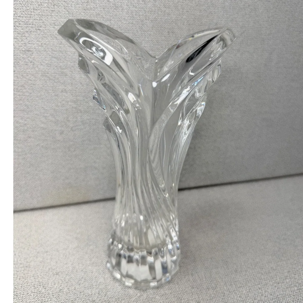Mikasa Spring Flair Crystal Vase 8